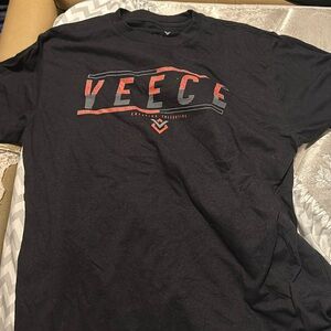 Selling a veece creative collective shirt